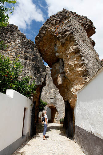 Serpa, kastelen Alentejo, stadsmuur Serpa, mooie dorpjes Alentejo, bijzondere plaatsen Portugal